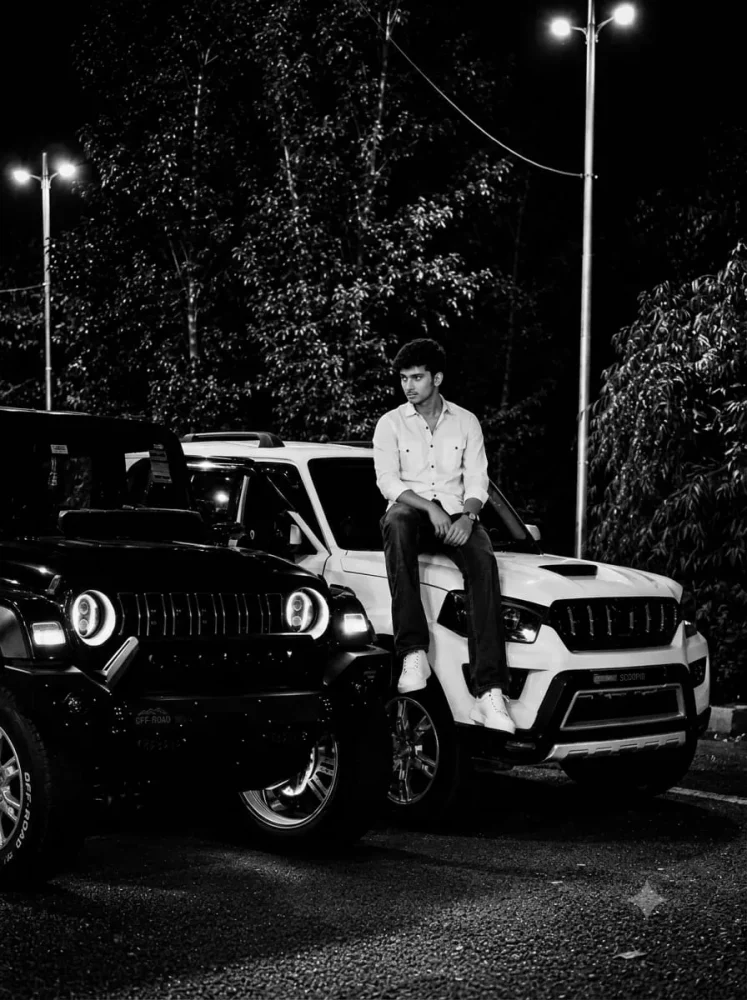 Black and White Car AI Photo Editing Prompt 2