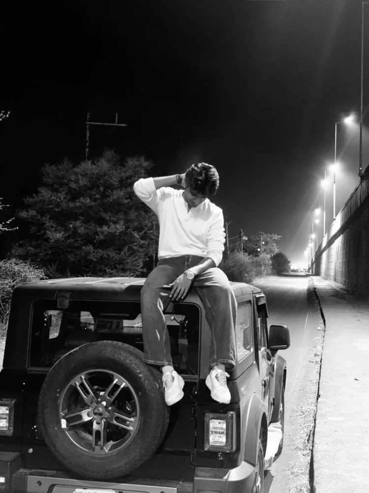 Black and White Car AI Photo Editing Prompt 3